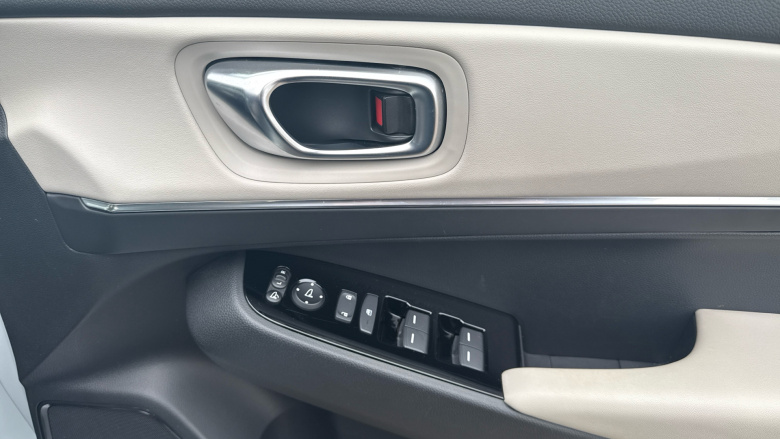 Honda HR-V 1.5 eHEV Advance Style 5dr CVT Hybrid Hatchback